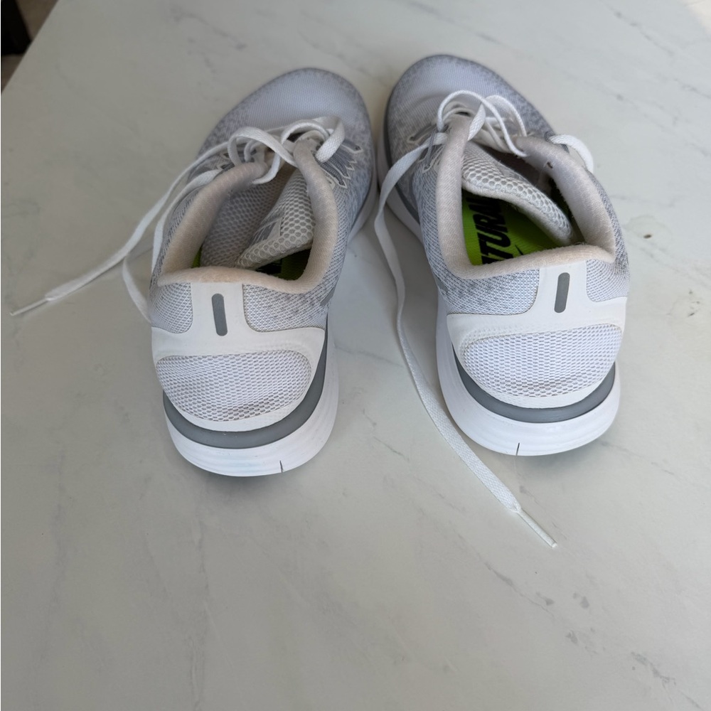 Nike White and Gray RunNatural Running Shoes - Picture 4 of 6